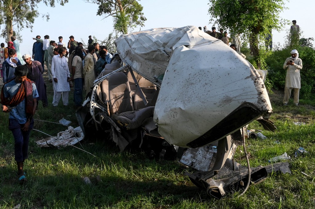 Legkevesebb negyven halott a pakisztáni busztragédiéban