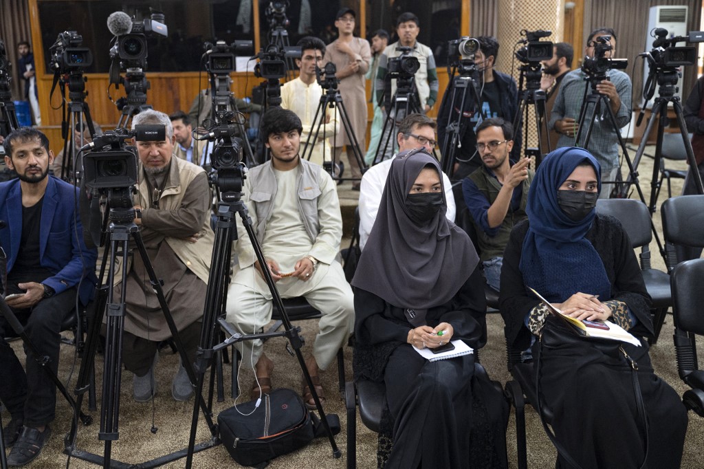 Afganisztánban bebörtönöztek egy újságírót