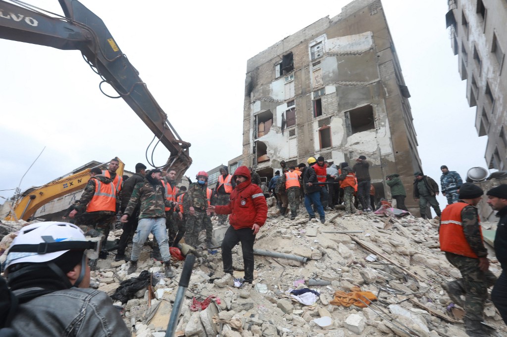 Folytatódott a földrengéssorozat Törökországban és Szíriában