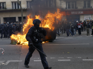Tüntetések söpörtek végig Franciaországon a nyugdíjreform miatt