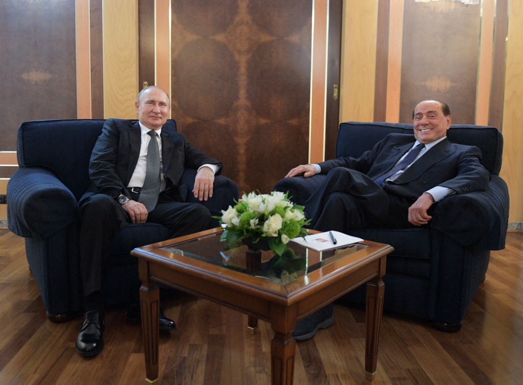 Berlusconi szerint Zelenszkij tehet a háborúról 