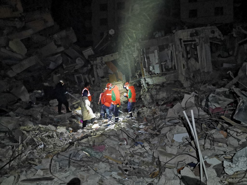 Török-szíriai földrengés: 50 ezer felett az áldozatok száma