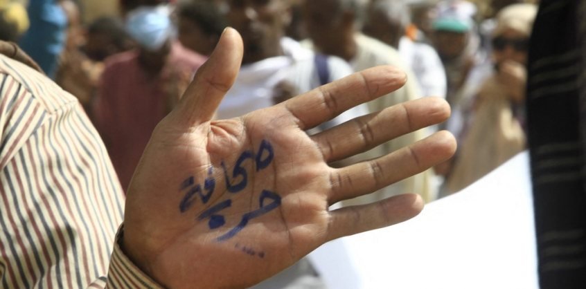 A szudáni bíróság kézamputációra ítélt három férfit lopásért