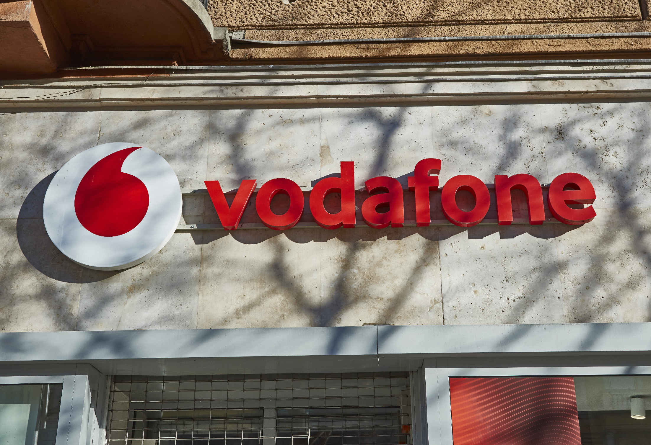 Rogán Antal bizalmasai kerültek kulcspozícióba a Vodafone-nál