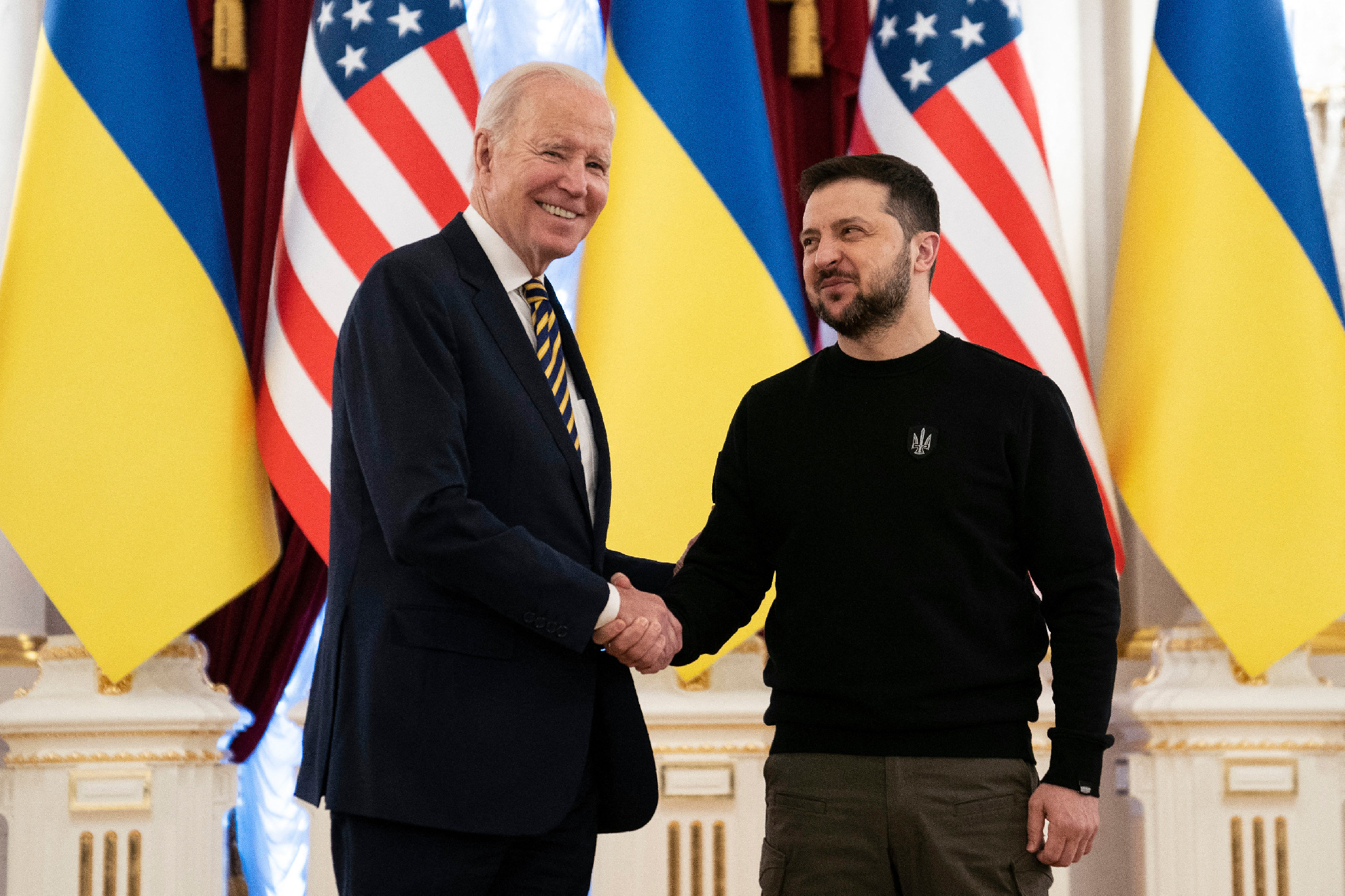 Biden nagy bejelentést tett Kijevben