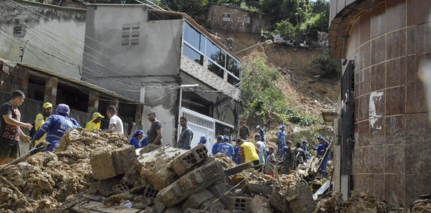 Több tucatnyian meghaltak Brazíliában az esőzések okozta árvizekben és földcsuszamlásokban