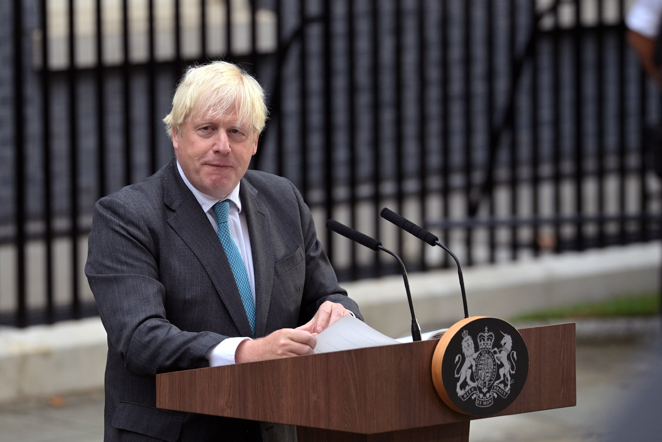 Boris Johnson: Nagy-Britannia adjon harci repülőgépeket Ukrajnának