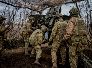 Ukrán védelmi miniszterhelyettes: kulcsfontosságú hadállásokat foglaltak el Bahmutnál