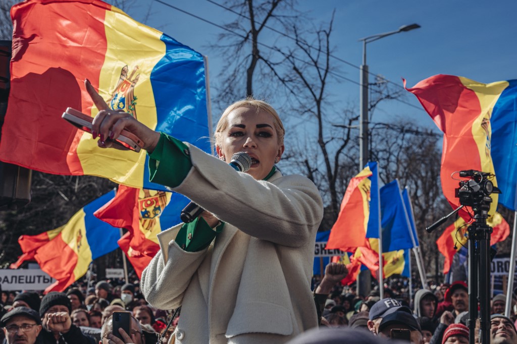 A román az új moldovai államnyelv