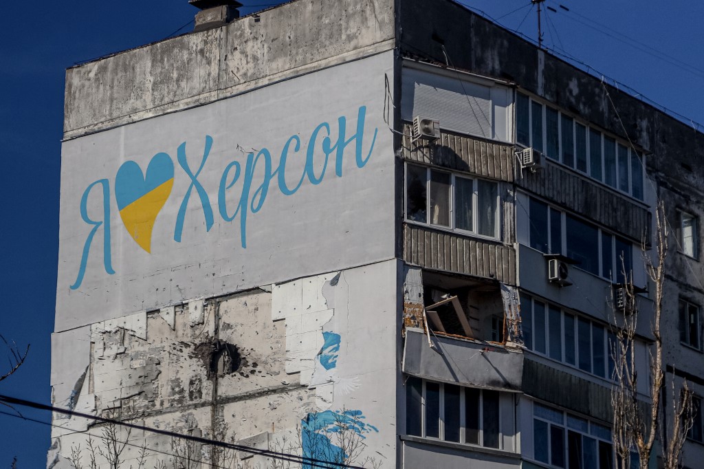 Lakóházakat értek találatok Ukrajnában