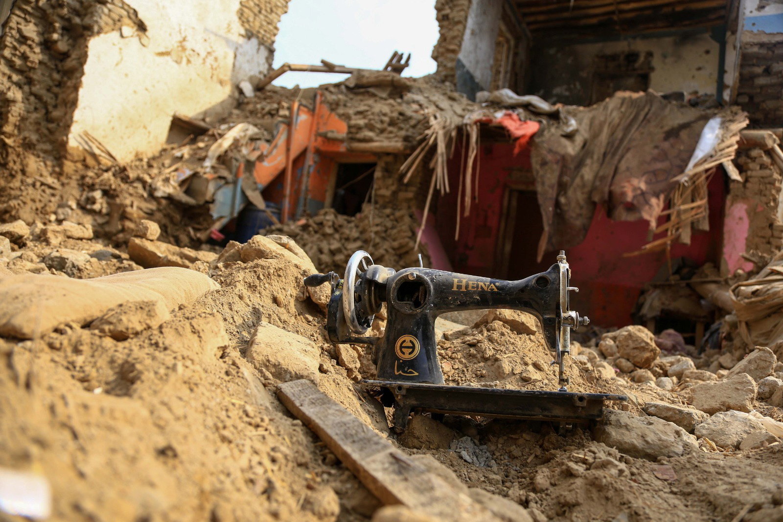 Erős földrengés sújtotta Pakisztánt és Afganisztánt