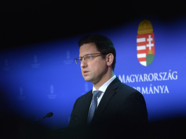 Gulyás elmondta, hogy letartóztatnák-e Putyint Magyarországon