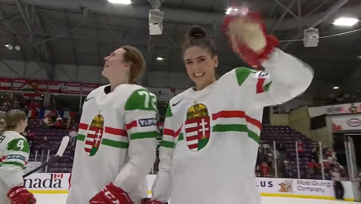 Fölényes győzelemmel kezdett a magyar női jégkorong-válogatott a világbajnokságon