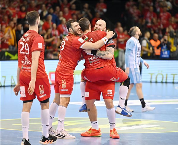 Bravúr: harmincadszor kupagyőztes a Veszprém