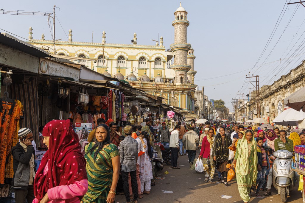 India népessége lehagyja Kínáét