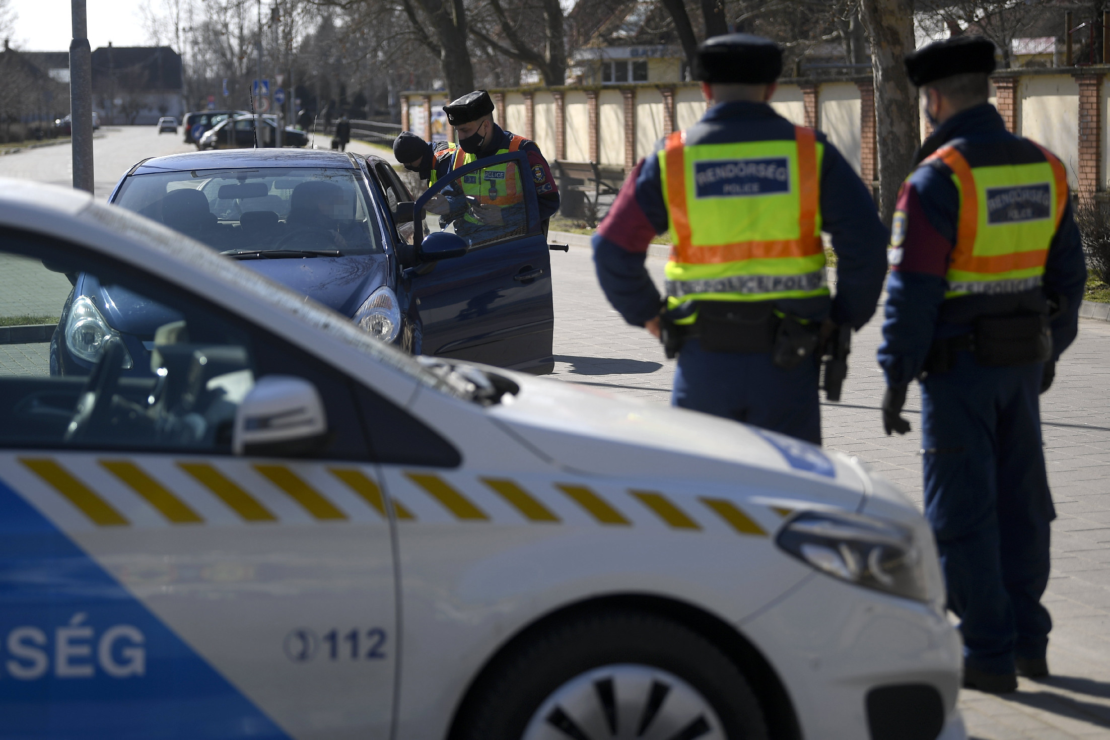 Több mint 120 ittas sofőrt talált a rendőrség Budapesten