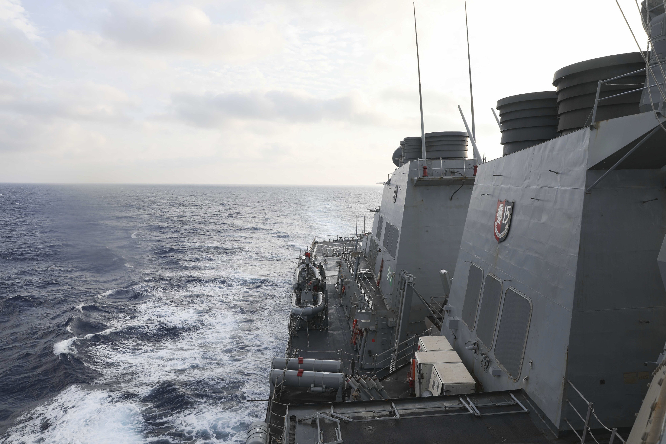 Amerika hadihajó haladt át a Tajvani-szoroson