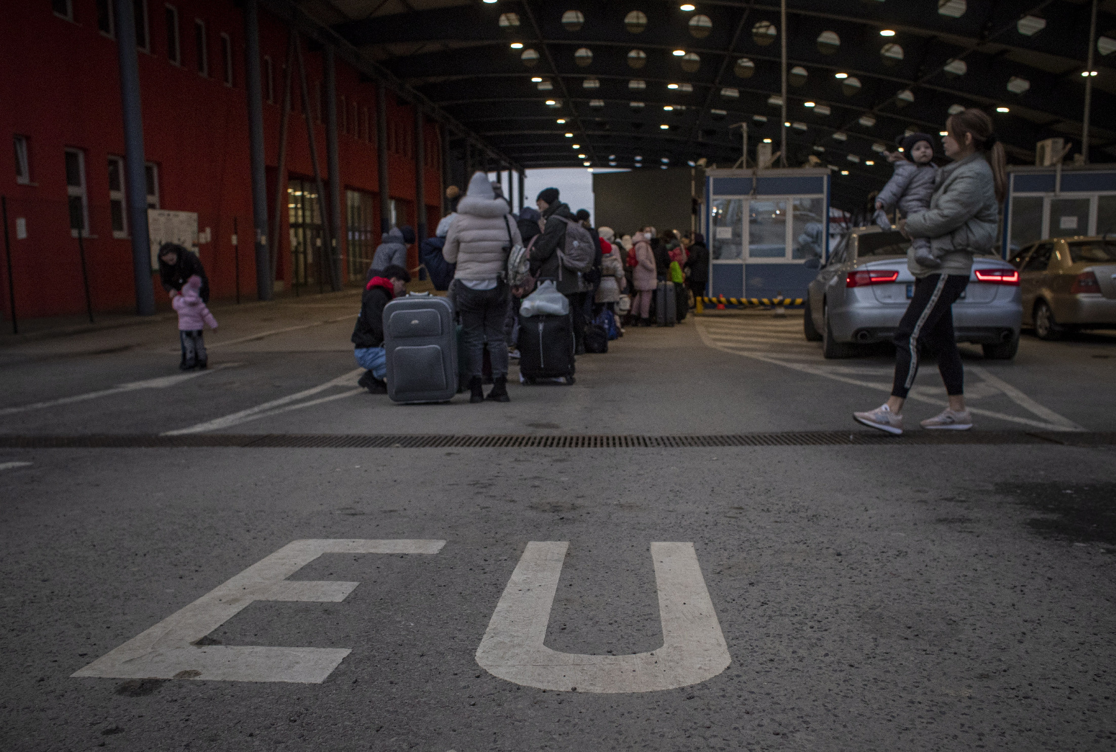 Több mint 9800-an érkeztek Ukrajnából csütörtökön