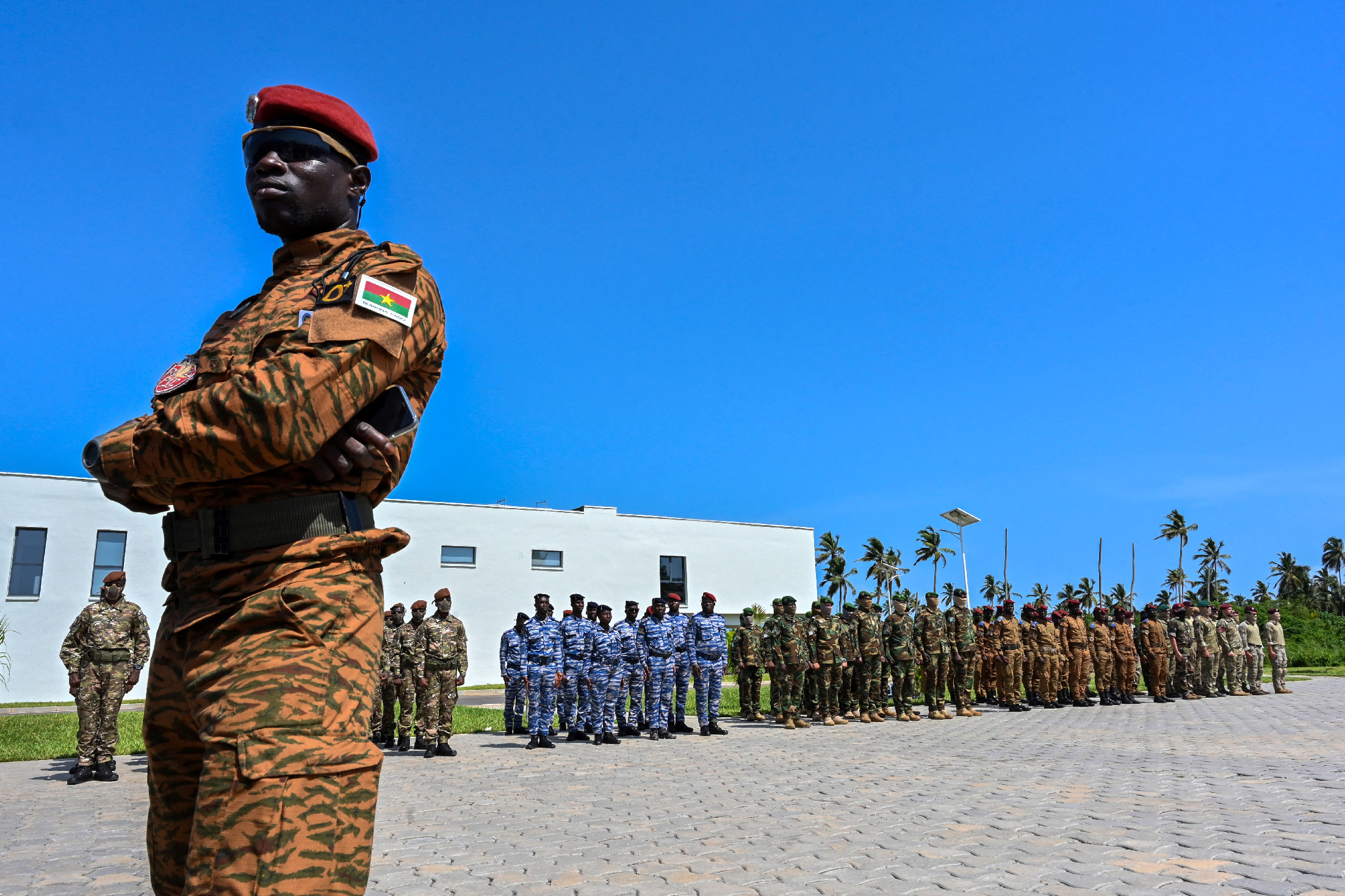 Legalább negyvenen életüket vesztették Burkina Fasóban egy katonai alakulat elleni támadásban