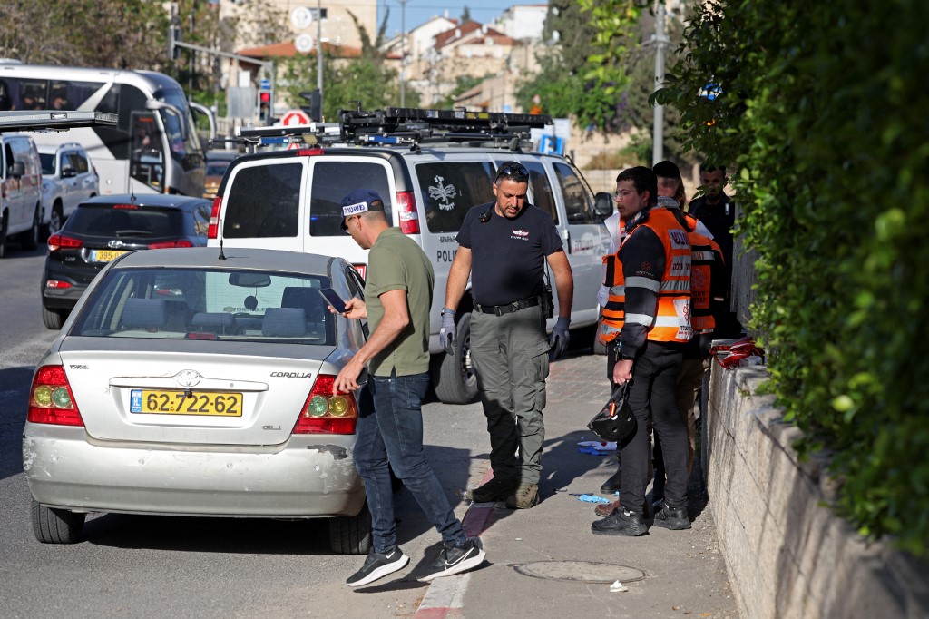 Ketten haltak meg egy jeruzsálemi terrortámadásban