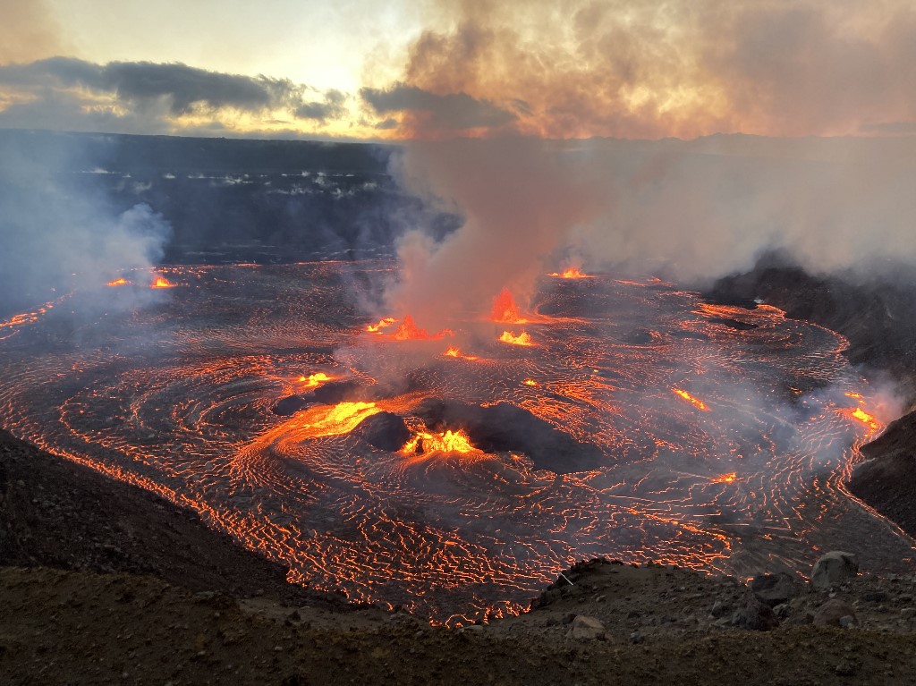Újranyitott Izlandon vulkánkitörés miatt lezárt híres izlandi fürdő