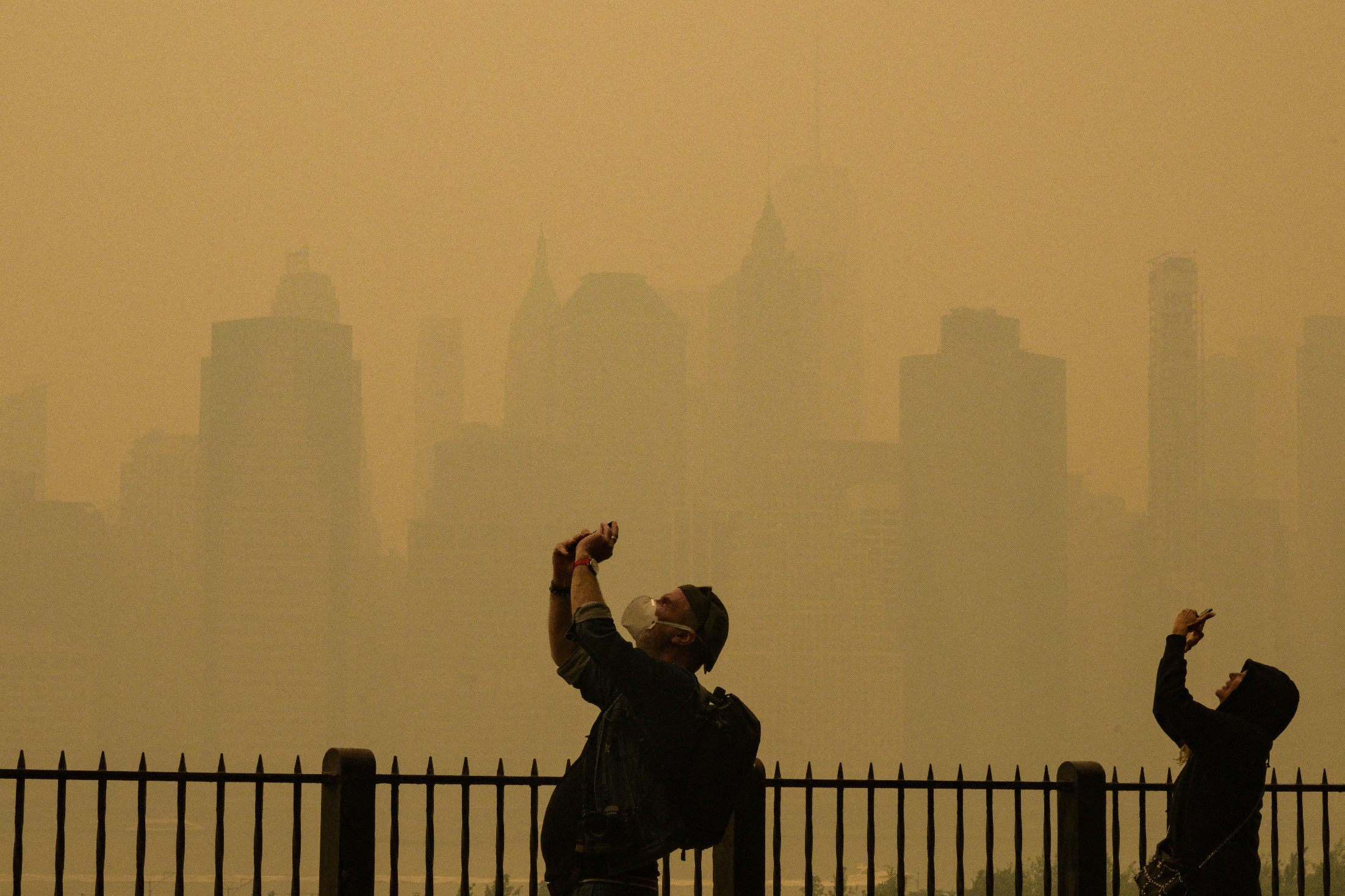 Egész New York-ot beborította a füst