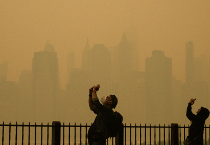 Egész New York-ot beborította a füst