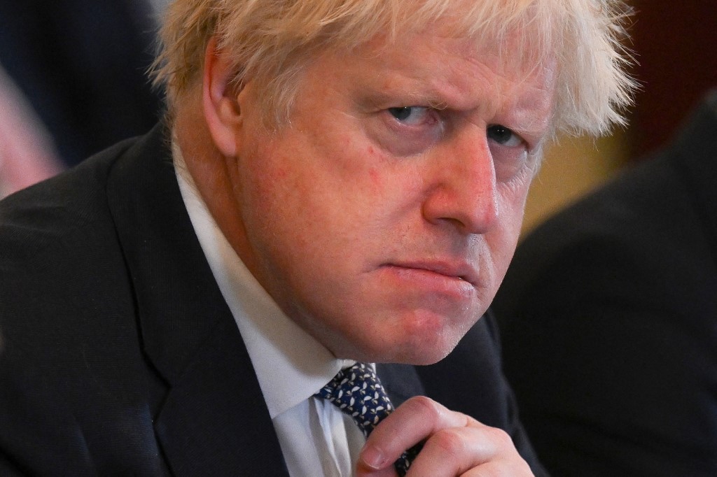 Azonnali hatállyal lemondott parlamenti mandátumáról Boris Johnson volt brit miniszterelnök