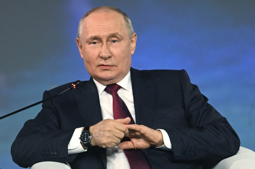 Putyin kiadta a parancsot: 170 ezerrel kell növeli az orosz hadsereg létszámát
