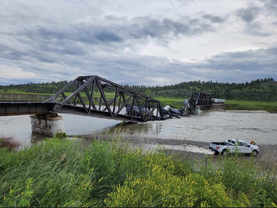 Veszélybe került a Yellowstone-folyó egy vonatbaleset miatt