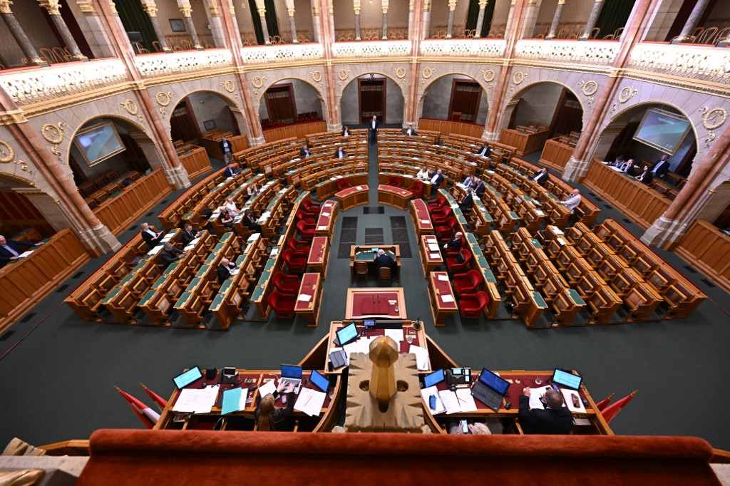 Megszavazta a parlament a fővárosi választási szabályok átírását