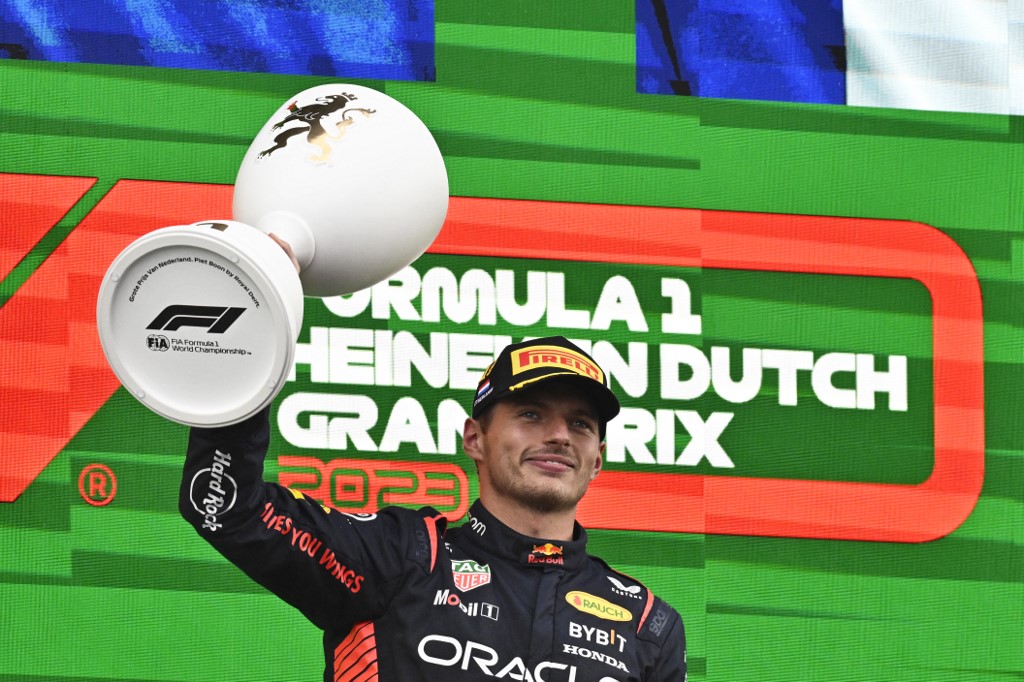 Verstappen nyerte a teltházas Holland Nagydíjat