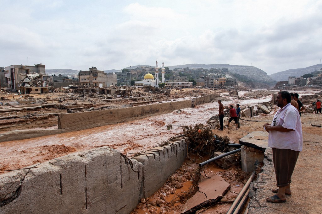 Semmi esély tűlélők felkutatására a líbiai árvíz után