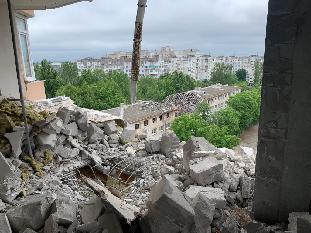 Oroszország légicsapásokat mért Herszon környékére