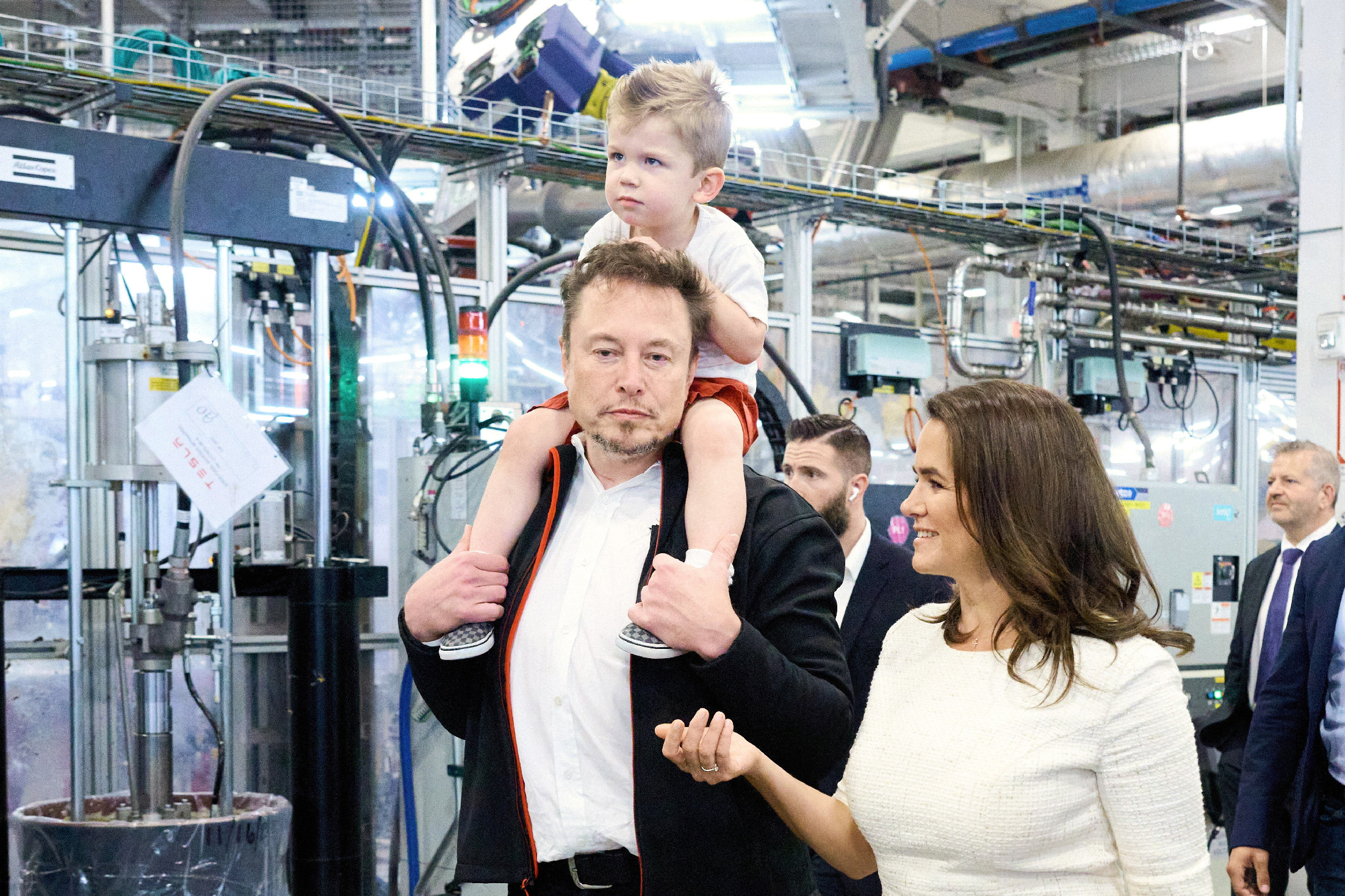 Nagyon egymásra talált Novák Katalin és Elon Musk