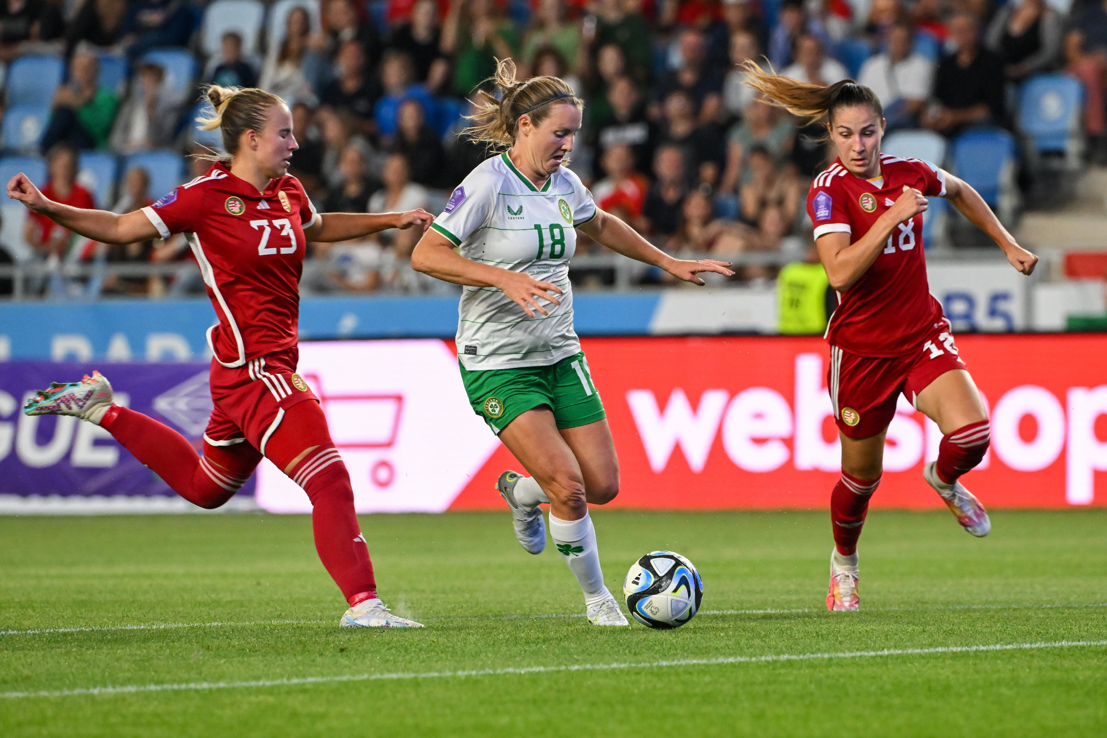 Nem sikerült legyőzni Írországot a női focistáknak