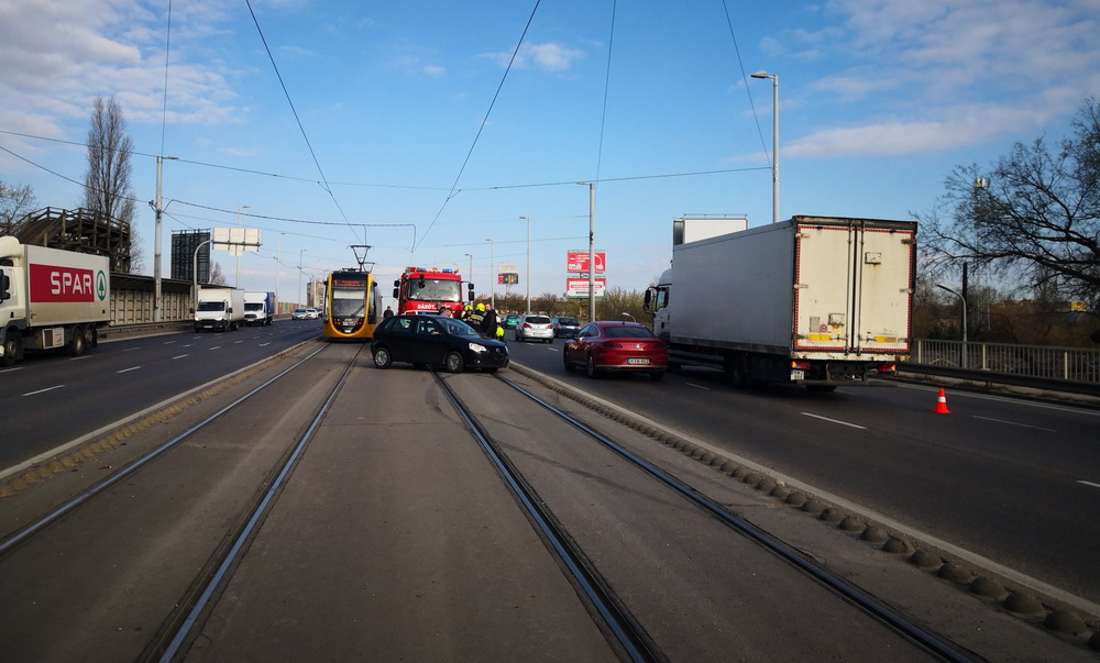 Forgalomkorlátozás lesz az M3-as bevezetőjén 