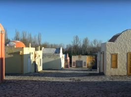 Vége: lakópark épülhet a balatoni görög falu helyén
