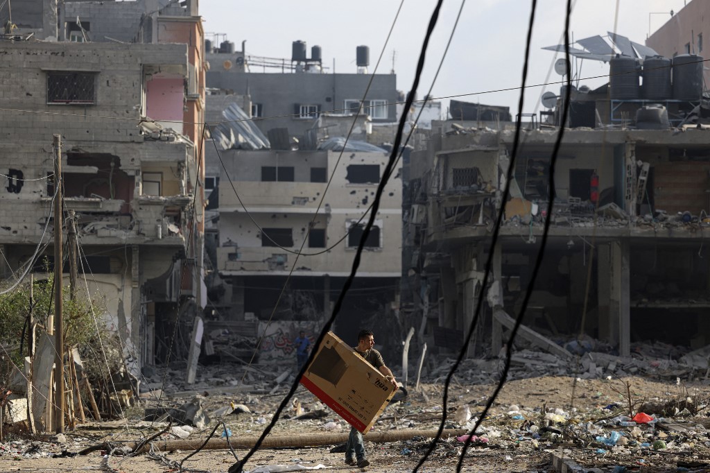 Izrael körbevette a Gázai övezetet, nagy horderejű támadásra készül