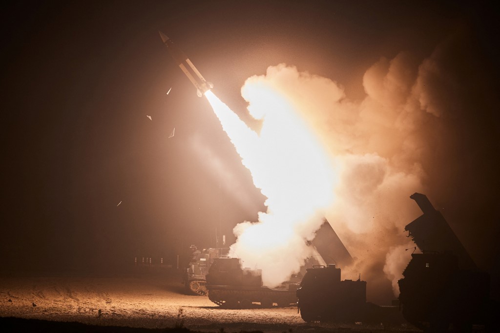 Zelenszkij: Ukrajna ATACMS rakétákat használ, és beváltak