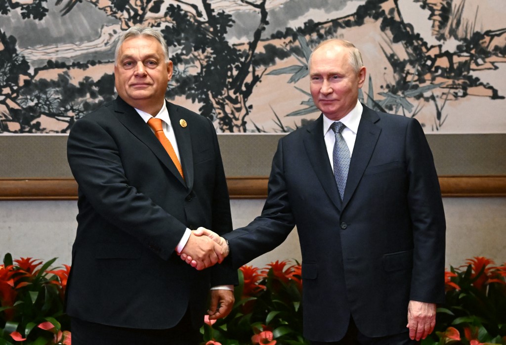 Putyin nagyon megdicsérte Orbánt