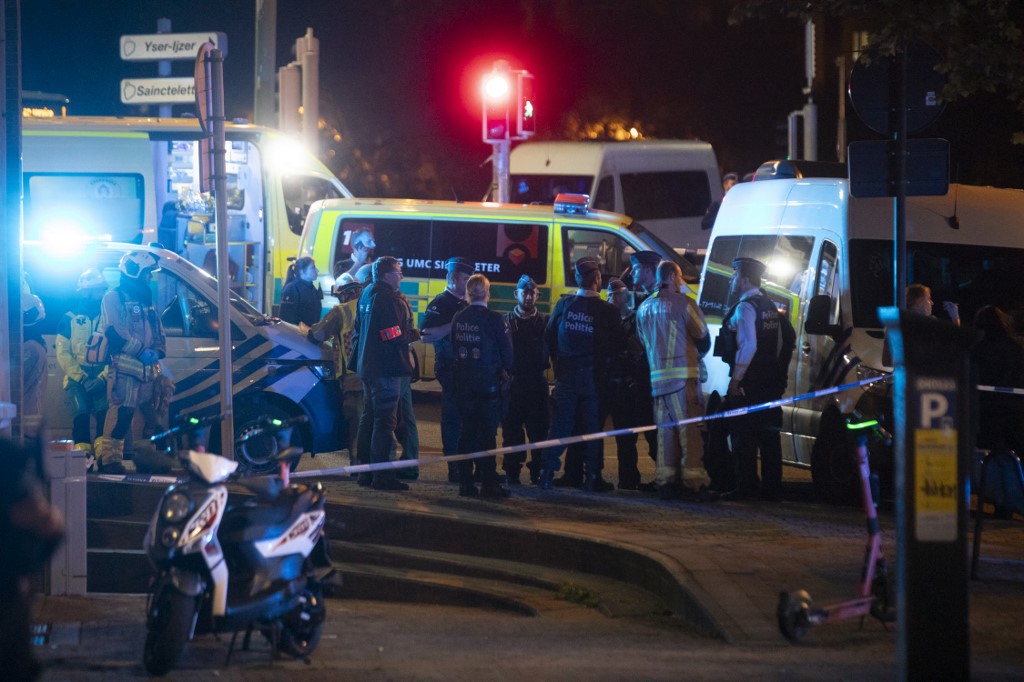 Merénylet Brüsszelben: lelőttek két fociszurkolót