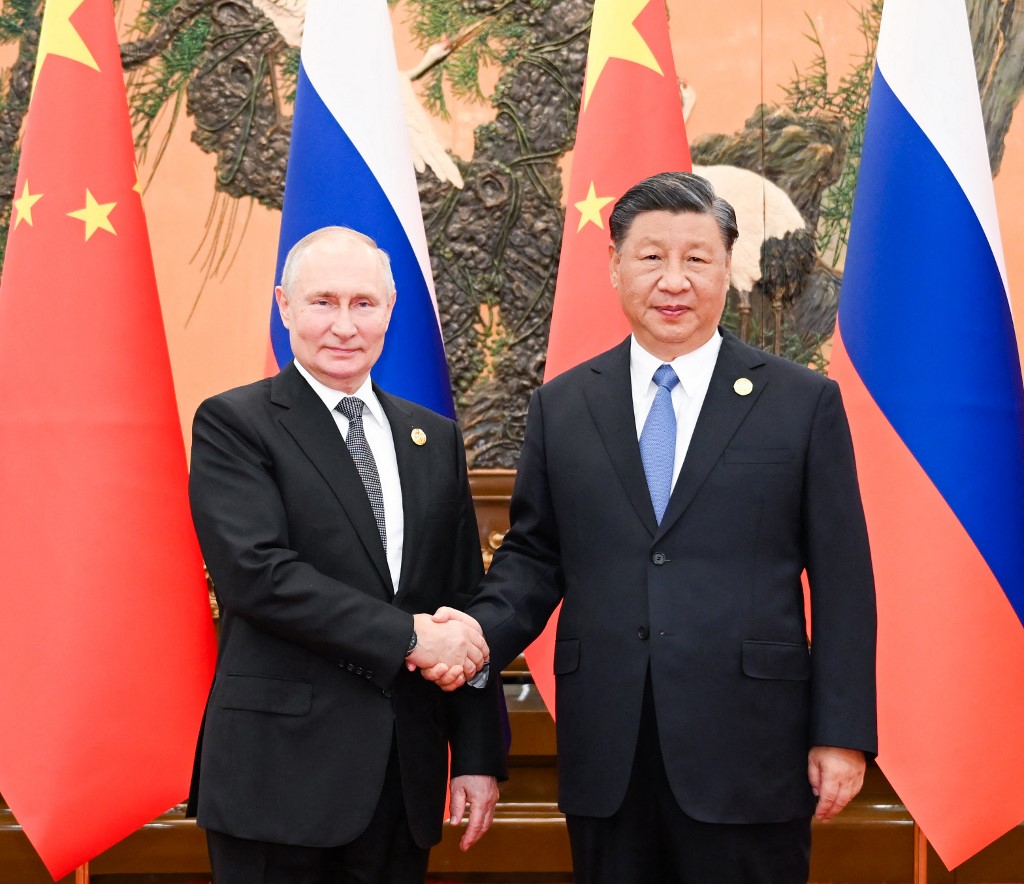 Oroszország együttműködne Kínával a Közel-Keleten