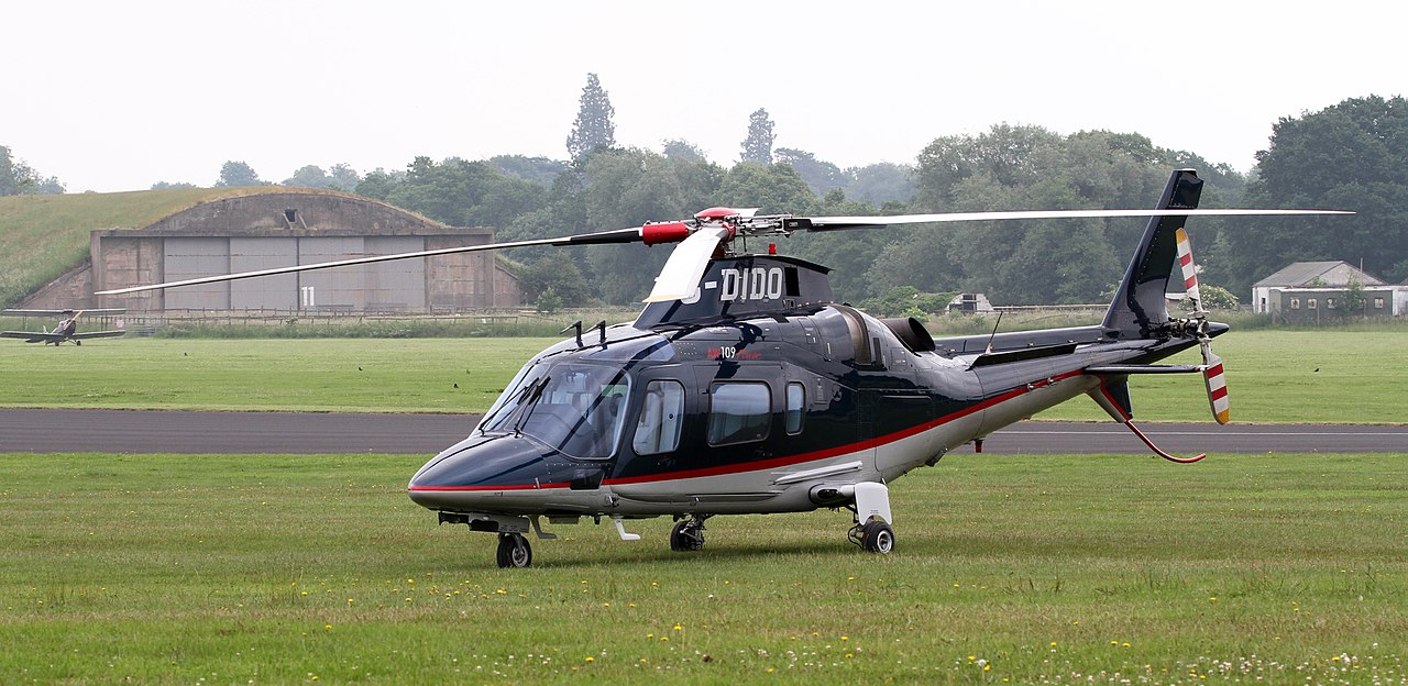 Szélsőjobboldali fegyvergyáros biztosít helikoptert Mészáros Lőrincnek