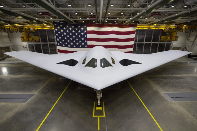 US-MILITARY-B-21-AIRCRAFT-RAIDER