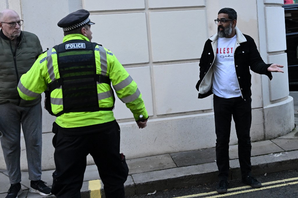 Óriási a rendőri készültség Londonban, félmillióan tartanak a palesztinpárti tüntetésre
