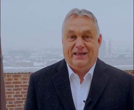 Ez már a jövő: TikTokon szólt be Karácsonynak Orbán Viktor