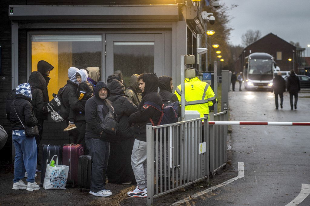 Menedékkérőket szállásolnak el egy holland város diákszállásán 