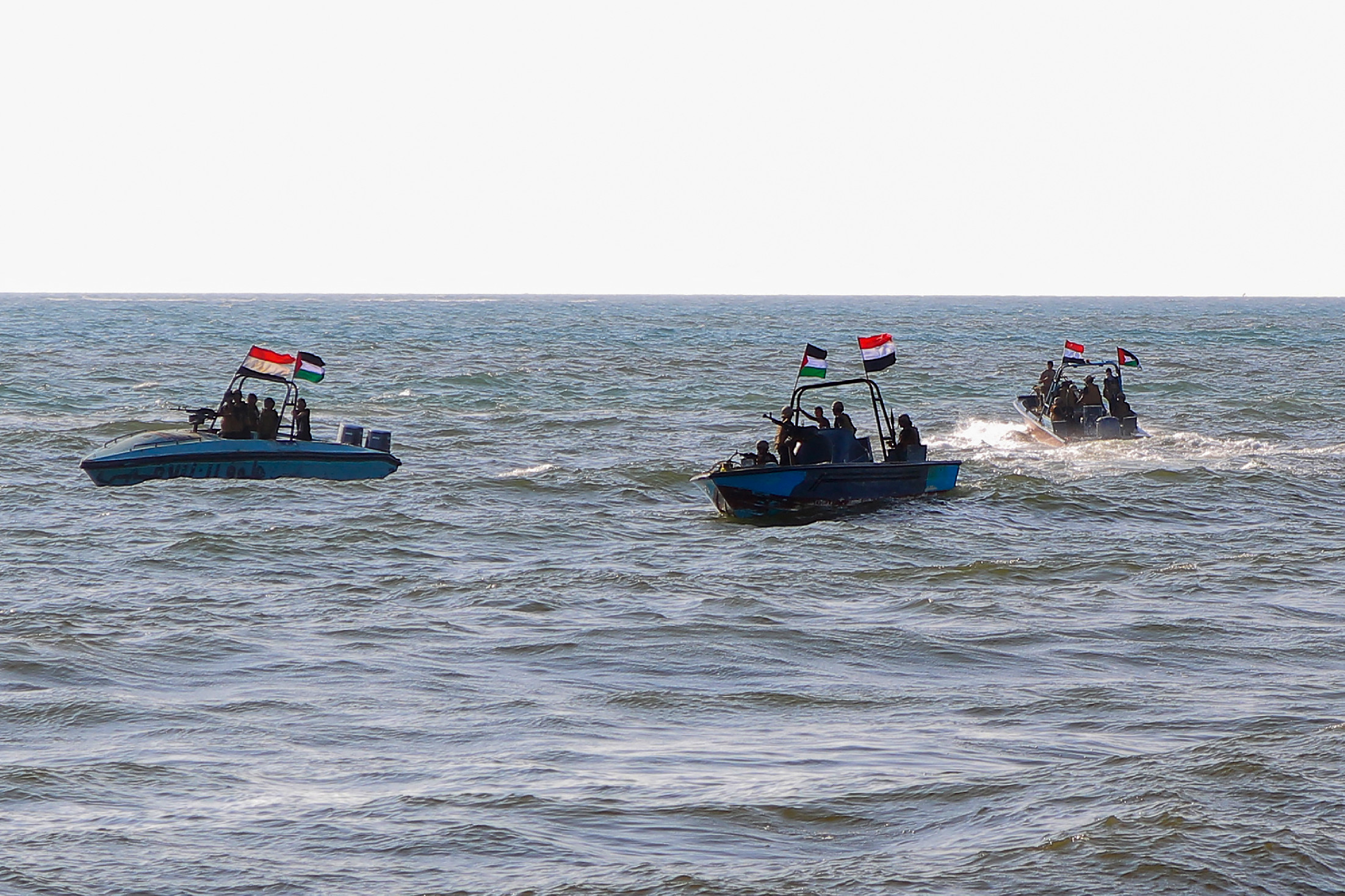 Már tengeri drónhajókkal támadnak a jemeni húszik