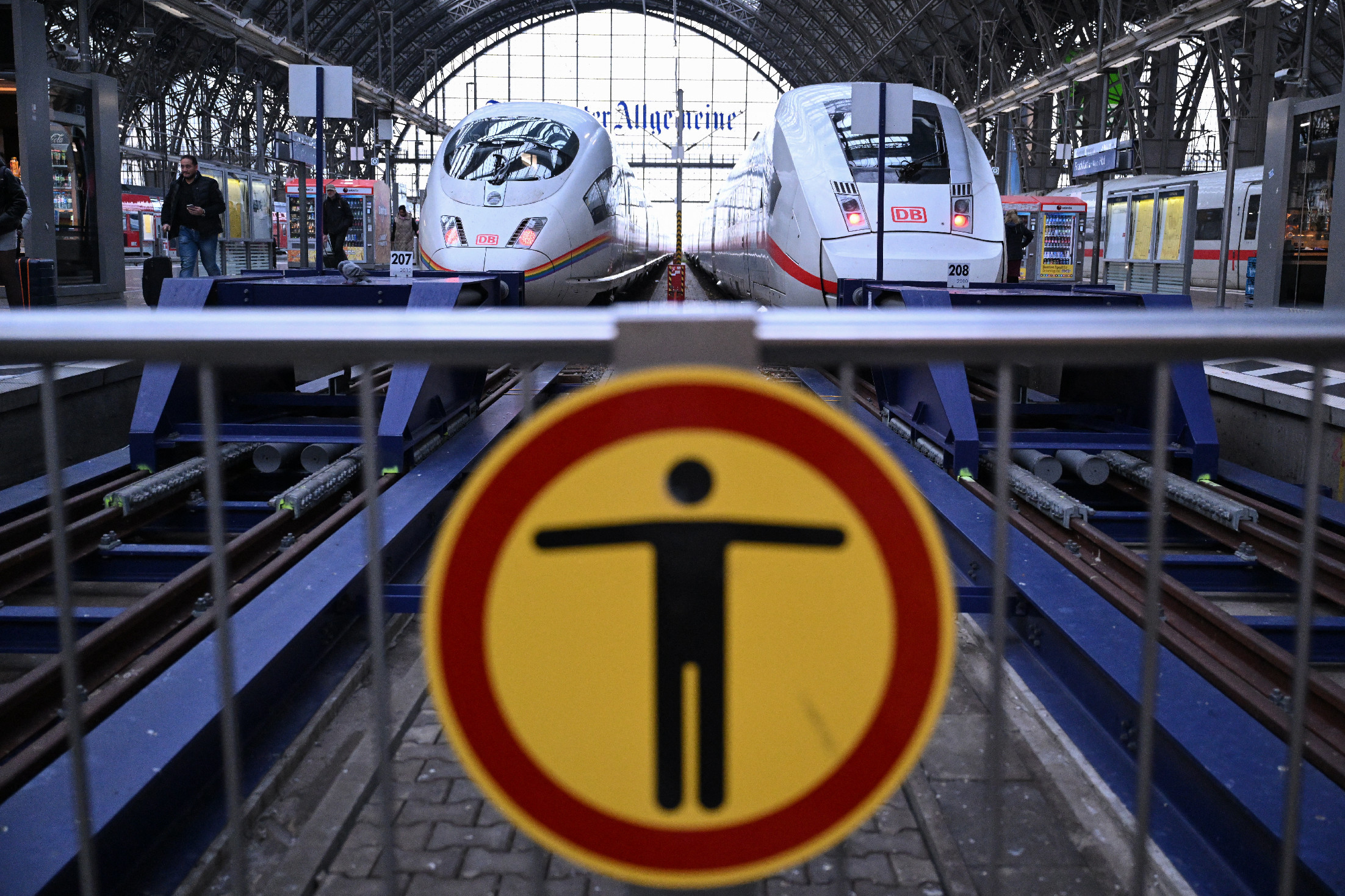 Brutális vasutassztrájk jön Németországban – a magyar közlekedést is érinti